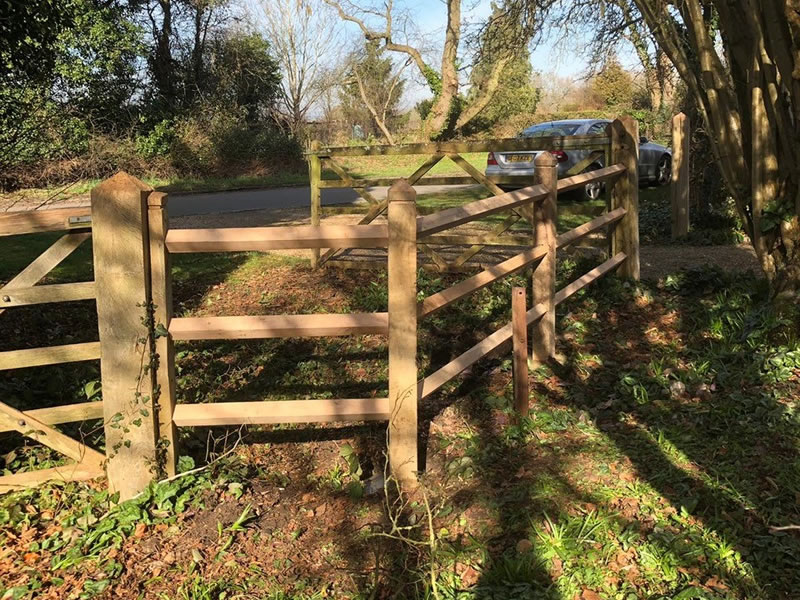 Haddenham Post & Rail Fence