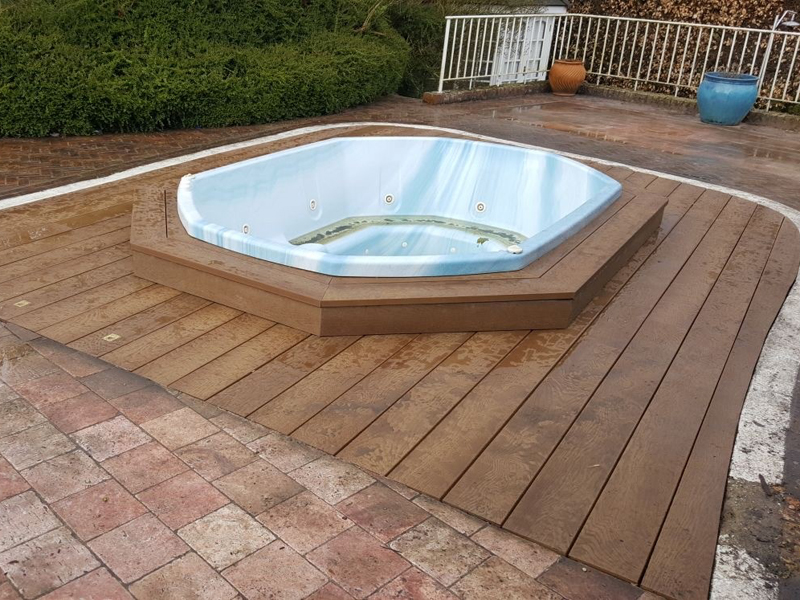 Millboard Decking In Oxfordshire