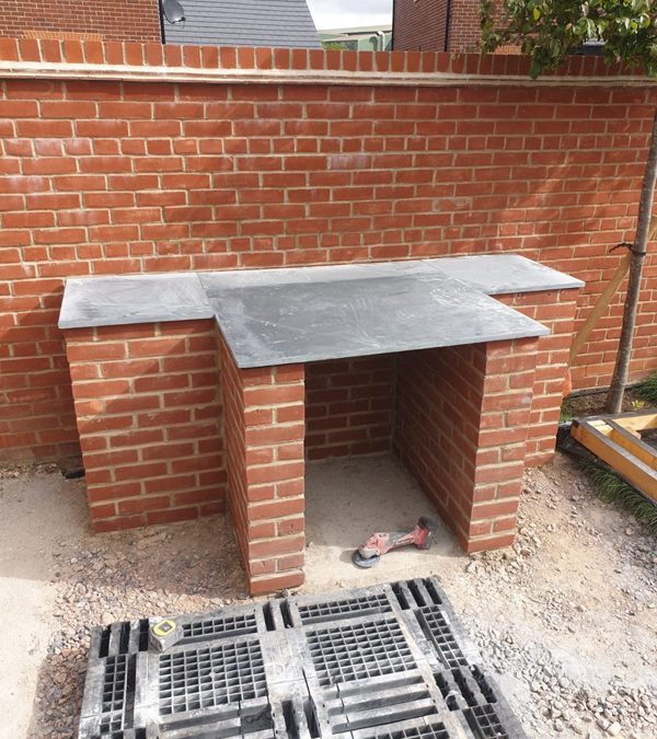 Patio, Decking & Pizza Oven – Cotswolds