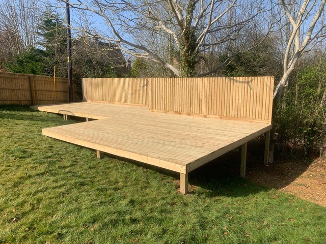 Decking & Close Board Fence – Enstone, Oxfordshire