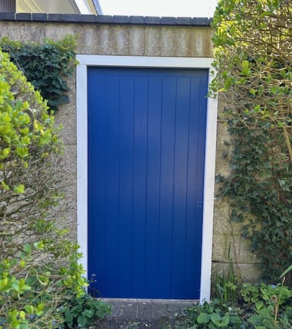 Bespoke Gate & Frame Built and Painted in Wallingford